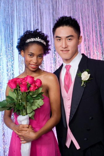 Evening Feeding: Would You Really Want To Go To Prom Again?