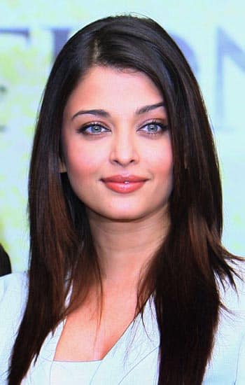Aishwarya Rai Bachchan Is Pregnant So Obviously The Media Is Worried About Her Career