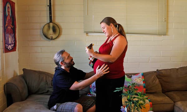 Morning Feeding: Demand Growing For Giving Birth At Home