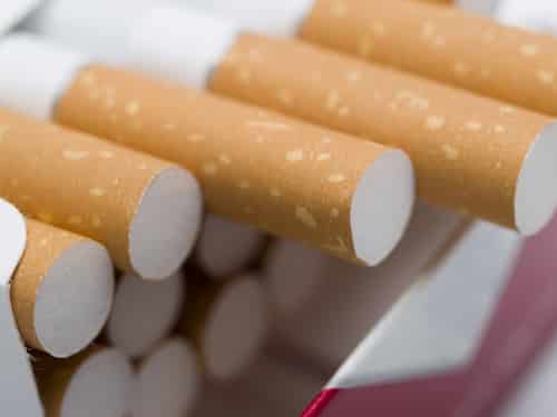 Evening Feeding: Which Is Worse In Pregnancy, Snuff Or Cigarettes?