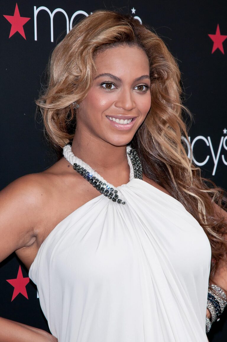 Of Course Beyonce Would Feel ‘Empowered’ By Her Pregnancy. She Has Roberto Cavalli Maternity Wear