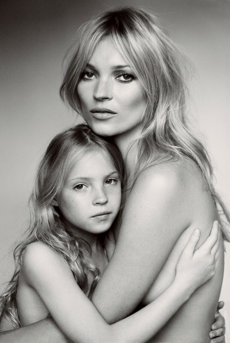 Kate Moss’s Daughter Won’t Be Wearing Makeup Anytime Soon