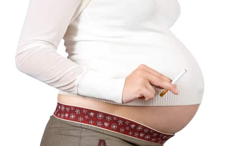Morning Feeding: Pregnant Women Still Drinking And Smoking
