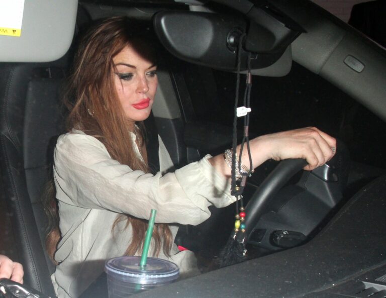 Lindsay Lohan Arrested Again Because She Didn’t Watch Anderson Live