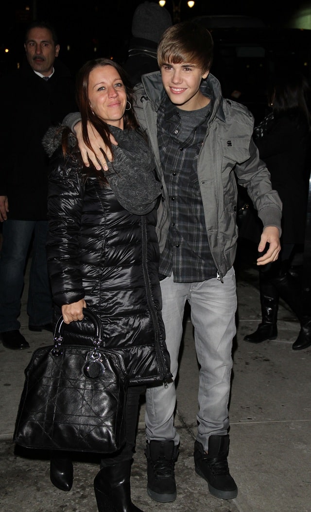 Justin Bieber with mom