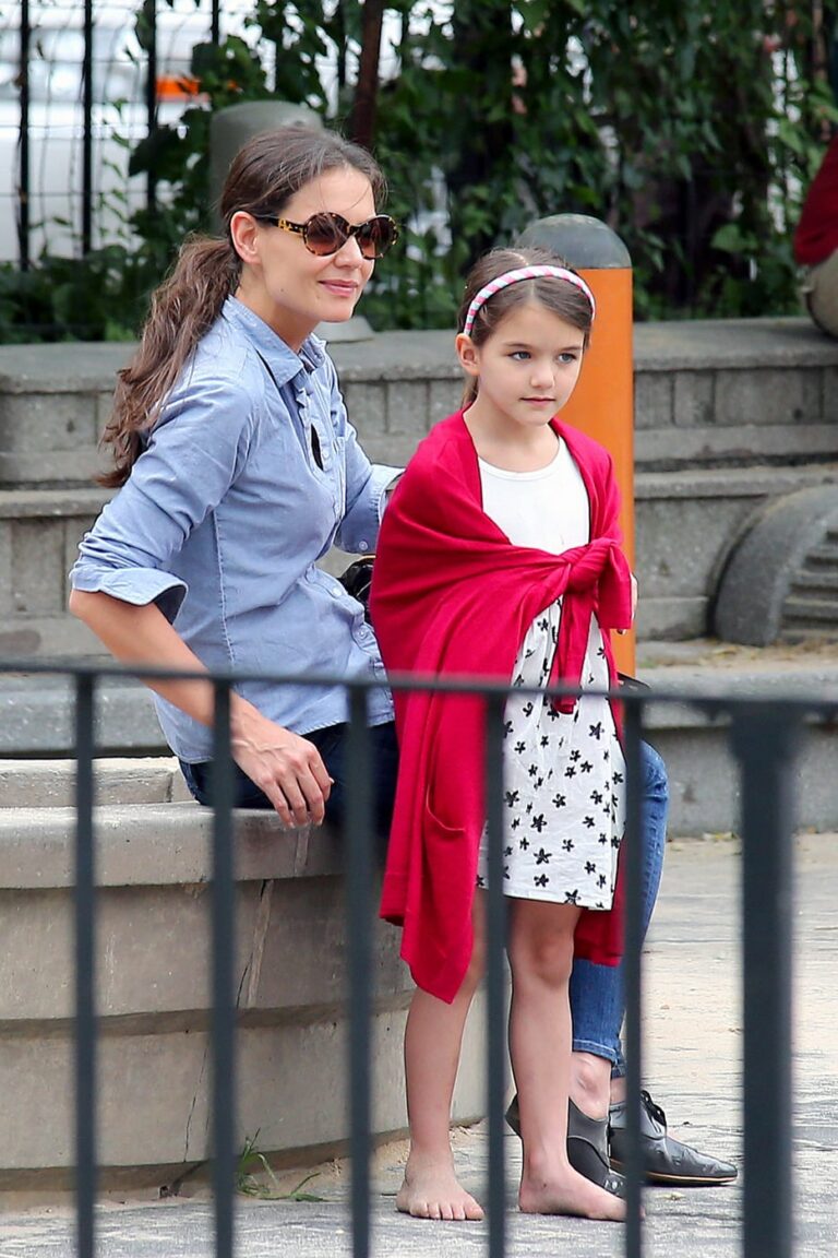 Suri Cruise’s First Day Of School Is The Shit Show You Predicted