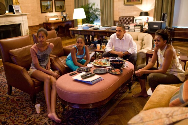 The Obama Girls Were Evacuated From School Following A Creepy Ass Phone Call
