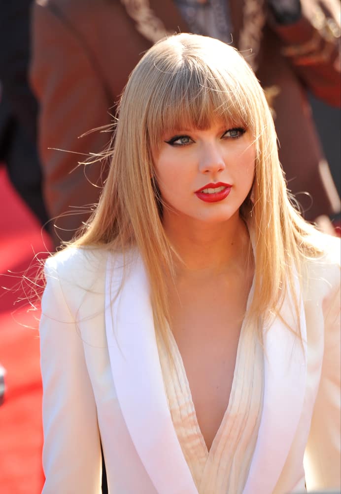 Billionaire Power House Taylor Swift Has No Idea What It Actually Feels Like To Be A 1950s Housewife