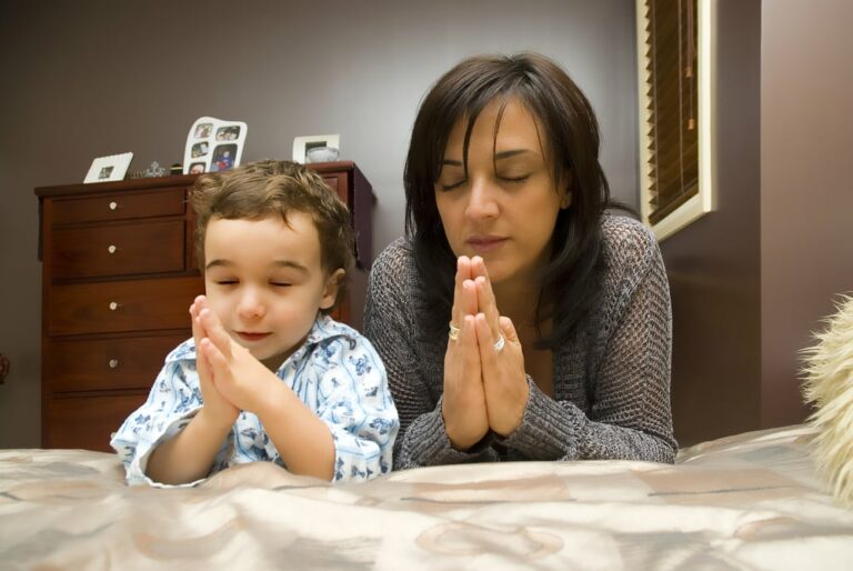 I’m Not Religious, But I’m Considering Faking It For My Daughter