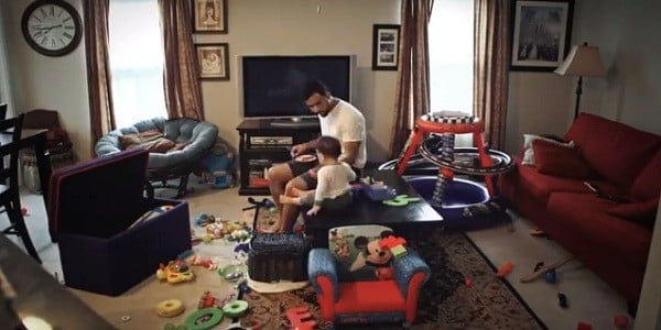 Adorable Time-Lapse Video Shows Mom What Dad And Baby Do All Day