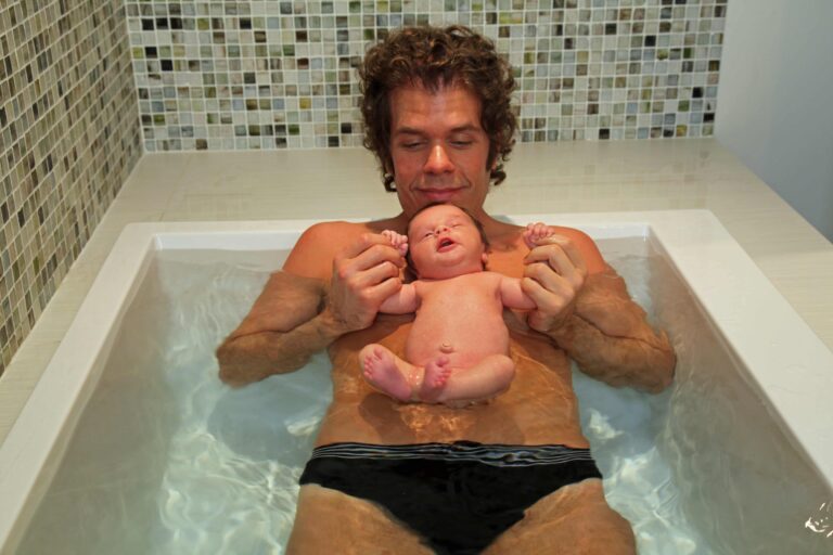 Perez Hilton Flaunts His Post-Baby Body In Bathtub Snaps With Son Mario