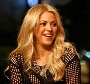 Evening Feeding: Shakira Wants To Breastfeed Until College