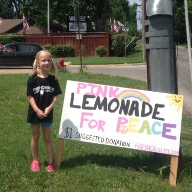 Adorable Little Girl Ruins The WBC’s Hatemongering For A Day By Selling Lemonade For Peace