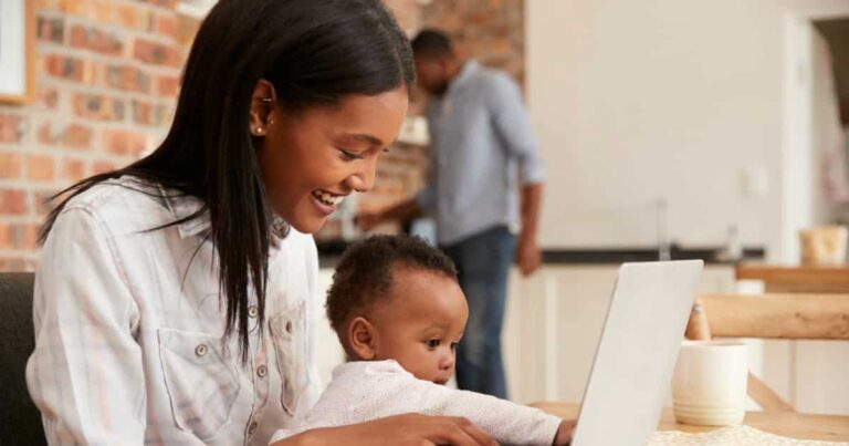 5 Parenting Blogs You Should Totally Be Reading