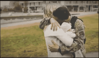 Soldier Meets His Newborn Daughter For The First Time – Tear Jerker!