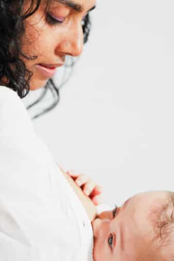 Mandatory Breastfeeding In The UAE Will NOT Foster Maternal Bonding