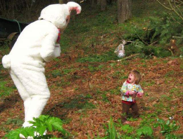 12 Photos That Prove Making Your Child Sit On The Easter Bunny’s Lap Is A Horrible Idea