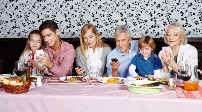 If You Whip Out Your Cell Phone During Dinner I Will Stab You With My Fork