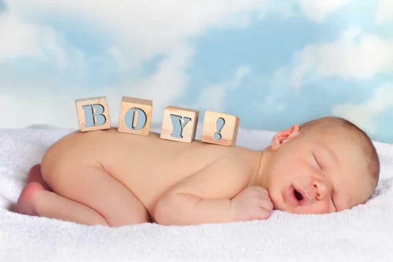 10 Unisex Baby Names That Uni-SUCK
