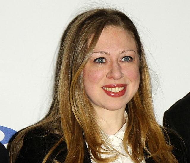 Let’s All Back Off Chelsea Clinton’s Baby Bump, It’s Just A Loose Shirt