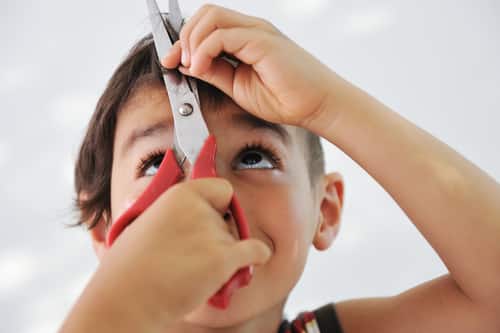 It's Stupid To Get Mad If Your Kids Cut Their Own Hair – Mommyish