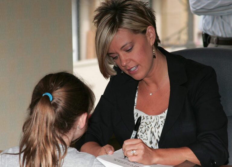 The Kate Gosselin Tell-All Book Sounds Like A Mess Of Mommy-Shaming