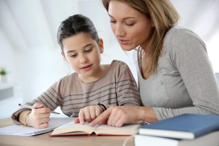 10 Reasons Why I Would Be A Horrible Home-Schooling Mom