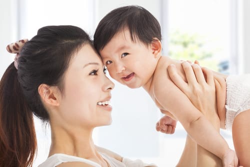 Morning Feeding: What’s Your Mothering Style?
