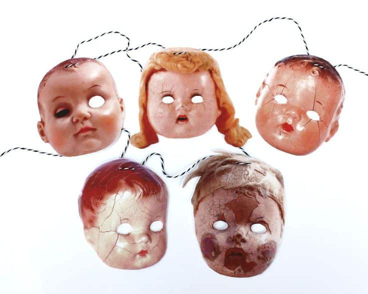 8 Creepy Vintage Dolls That Are Way Scarier Than Any Other Halloween Decoration You Could Conceive
