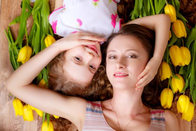 8 Things Every Mother Will Have To ‘Let’ Her Daughter Do At Some Point