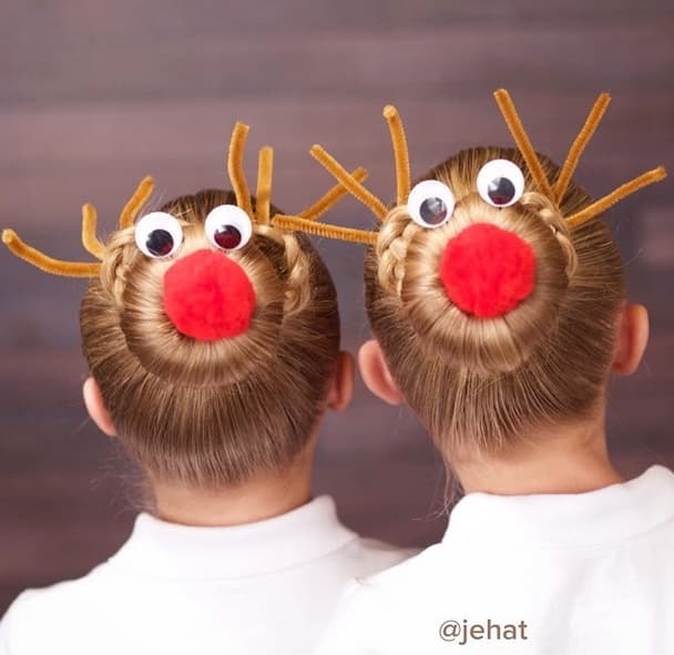 Just Looking At These Twins’ Holiday Hairstyles Will Fill You With Christmas Cheer