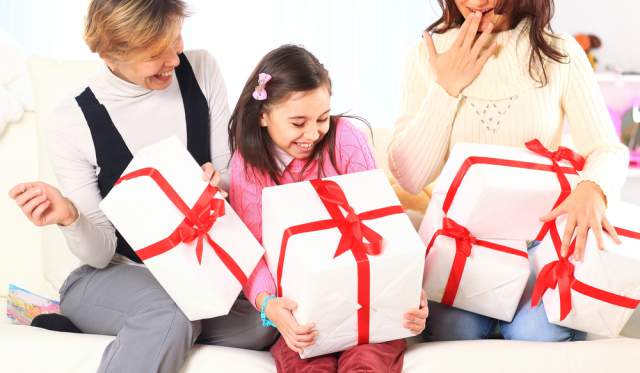 8 Ways To Properly Acknowledge Your Kid’s December Birthday