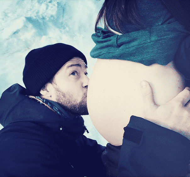 Justin Timberlake And Jessica Biel Are Officially Expecting A Tiny Timber-Human In This Adorable Photo
