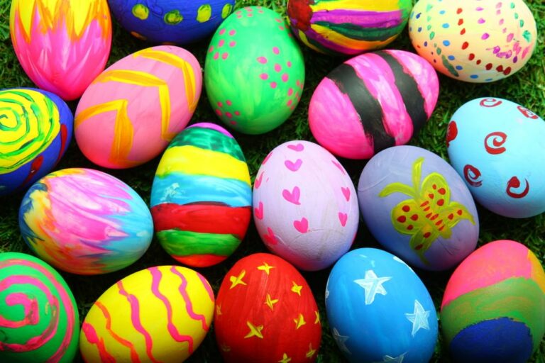 8 Easy Easter Egg Hacks For Busy Parents