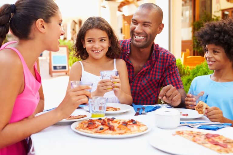 How To Take Children To A Restaurant Without It Being A Disaster