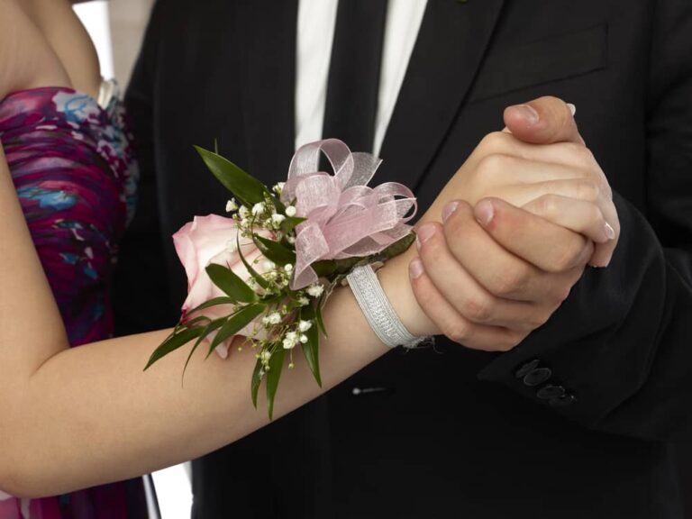 Expensive Promposals Are A Trend That Needs To Die