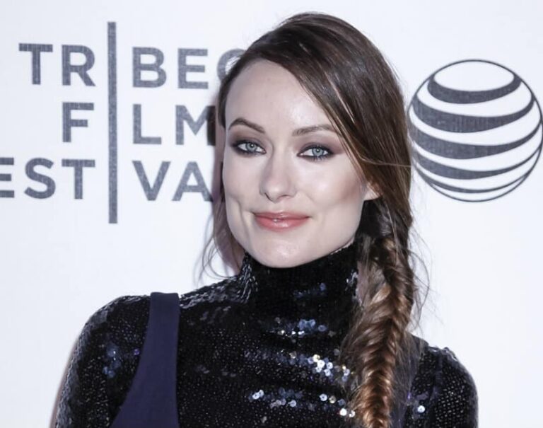 Olivia Wilde Is Not Having It With This Unrealistic Breastpump Bra Ad