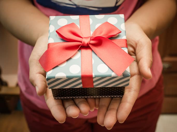 World’s Rudest Mom Tells Party Guest to Go Exchange Gift and Bring Something Else
