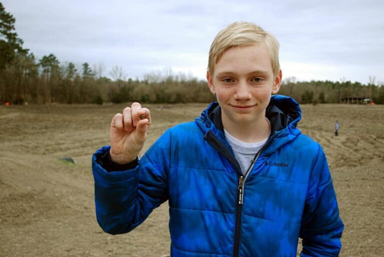Teen Finds 7.44 Carat ‘Superman’s Diamond’ in Arkansas State Park