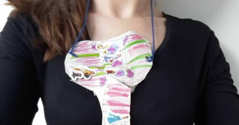 Little Girl Makes Mom a Necklace that Looks Just Like a Penis, and the Internet Can’t Stop Laughing