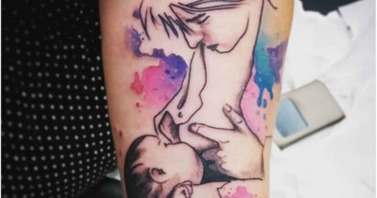 22 Breastfeeding Tattoos That Highlight the Magic and Beauty of This Time