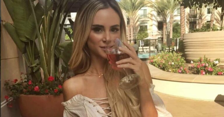 Bachelor in Paradise Star Calls Out Haters Who Mommy Shamed Her