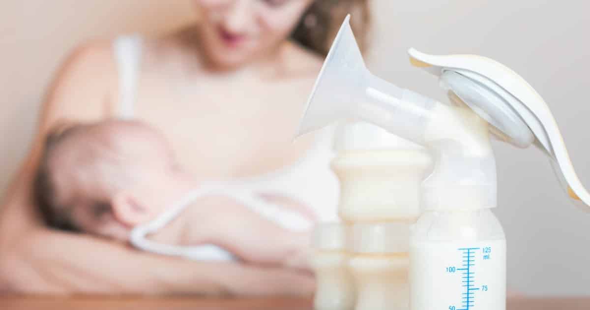 how to clean a breast pump