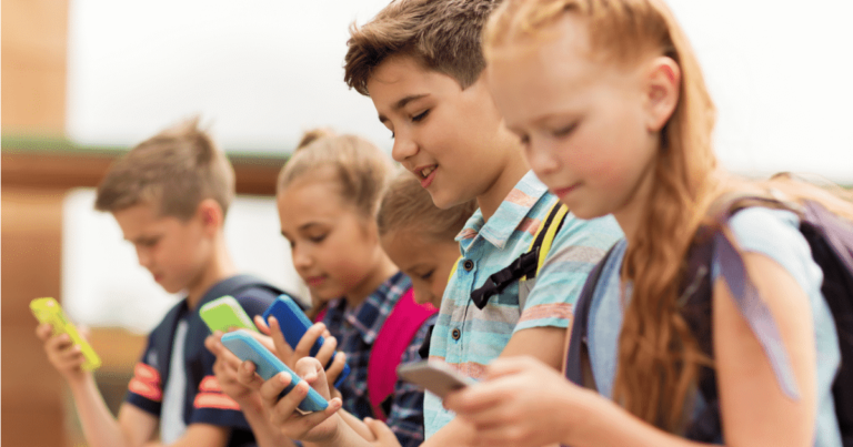 Brilliant ‘Wait Until 8th’ Pledge Aims to Keep Kids Off Phones Until 8th Grade