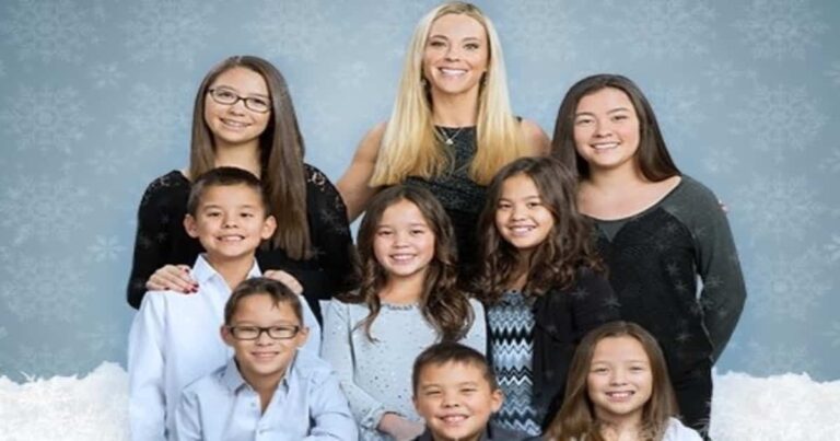 Kate Gosselin Posts Throwback Picture of Her Sons and People Start in With ‘Where’s Collin?’