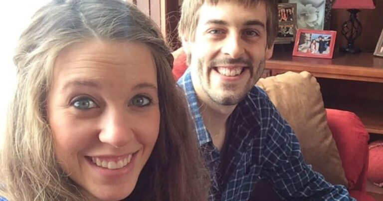 Derick Dillard Goes All-In on Twitter Rant Against TLC and His In-Laws
