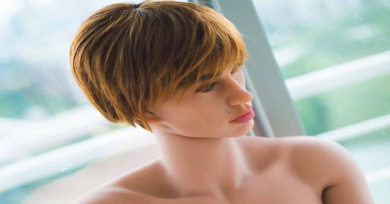 A Justin Bieber Sex Doll Is Here Just in Time for Christmas!