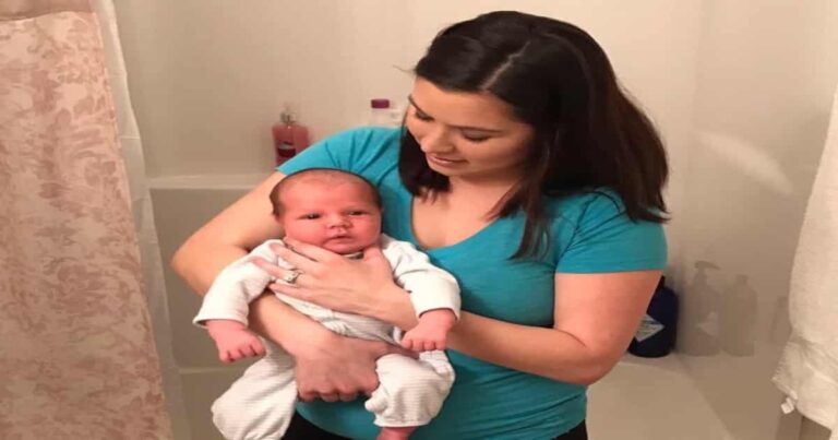 This Mom Freebirthed Her Son in Her Bathroom With Only Her Husband’s Help