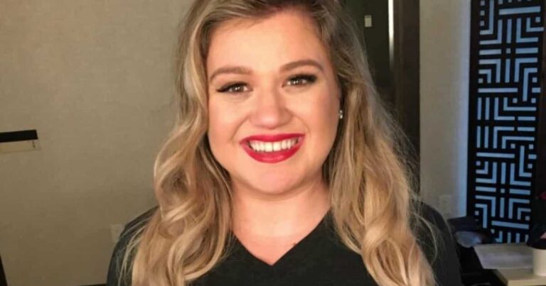 Kelly Clarkson Admits That She Spanks Her 3-Year Old