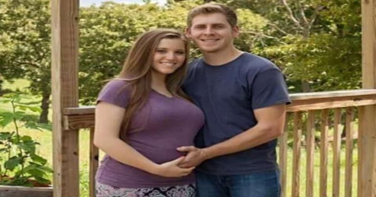 Joy-Anna Duggar Welcomes First Baby With Husband Austin